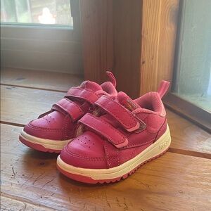 Kids Pink Velcro Sneakers
